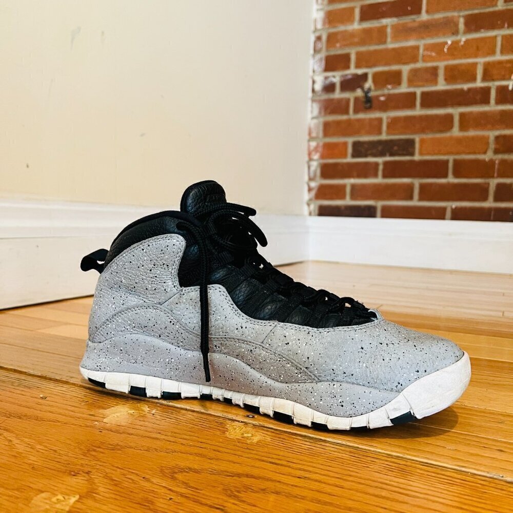 Nike AIR JORDAN 10 RETRO Cement Light Grey Smoke/Black Men’s size 10.5 - Picture 2 of 16